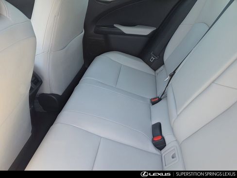 New 2026 Lexus UX 300h FWD image 25
