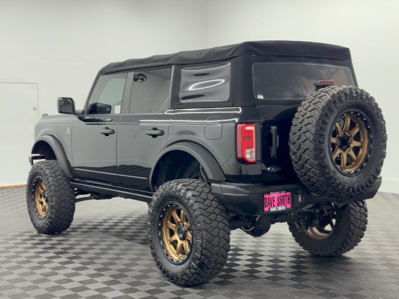 Used 2021 Ford Bronco Black Diamond AWD/4WD image 3