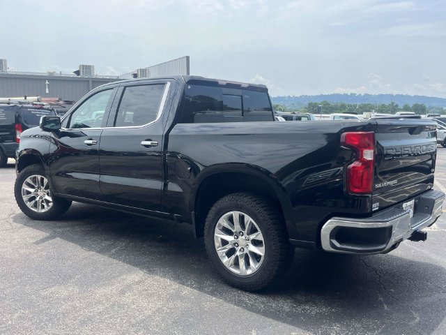 Used 2021 Chevrolet Silverado 1500 LTZ w/ LTZ Convenience Package II AWD/4WD image 6