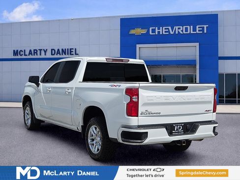 Used 2024 Chevrolet Silverado 1500 RST w/ Convenience Package II AWD/4WD image 4