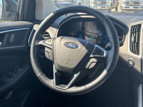 Used 2022 Ford Edge SEL w/ Convenience Package image 12