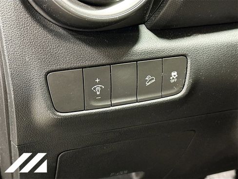 Used 2023 Hyundai Kona SEL w/ Cargo Package image 10
