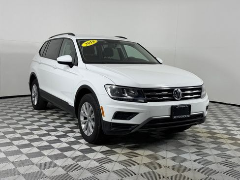Used 2018 Volkswagen Tiguan S AWD/4WD image 3
