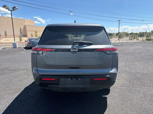Used 2026 Nissan Pathfinder S AWD/4WD image 4