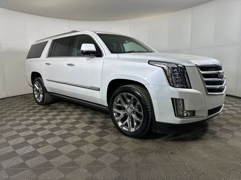 Used 2016 Cadillac Escalade ESV Premium AWD/4WD image 2