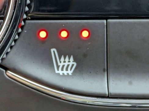 Used 2022 Buick Encore GX Select image 24