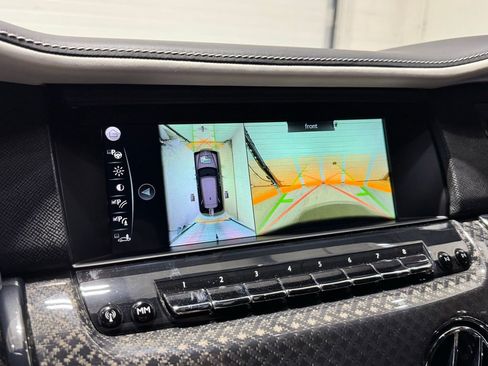 Used 2023 Rolls-Royce Cullinan Black Badge w/ Dark Exterior Package image 32