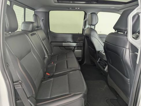 Used 2023 Ford F250 Lariat w/ Lariat Ultimate Package AWD/4WD image 23