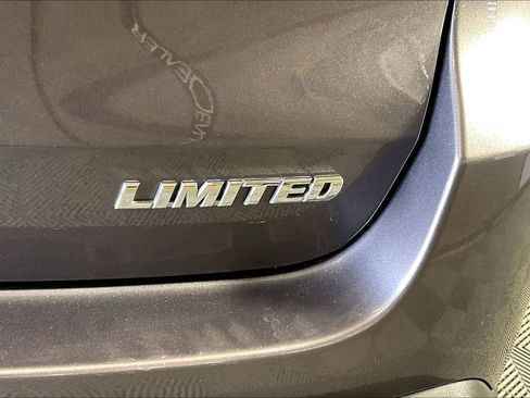 Used 2019 Toyota Highlander Limited image 43