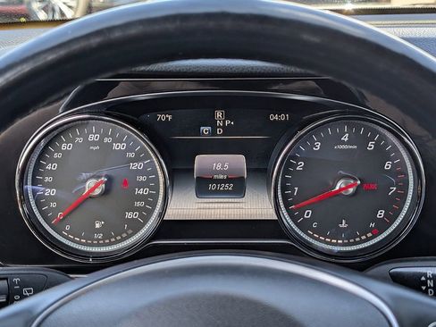 Used 2018 Mercedes-Benz E 400 4MATIC Wagon image 34