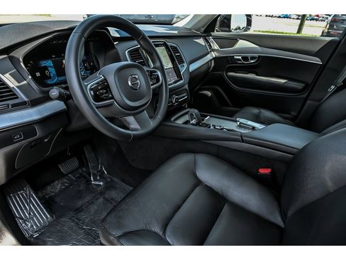 Used 2023 Volvo XC90 B5 Core w/ Climate Package AWD/4WD image 14