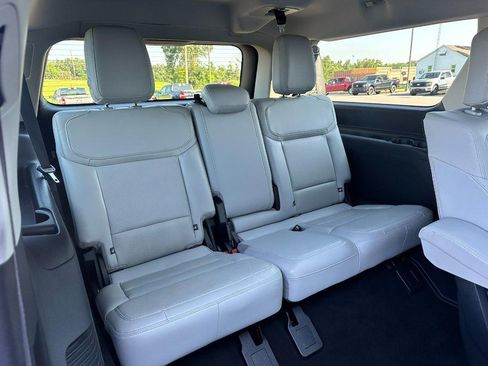 Used 2025 Ford Expedition Max Platinum w/ Driver's Package AWD/4WD image 15