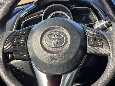 Used 2018 Toyota Yaris iA FWD image 16