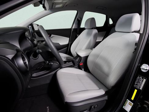 Used 2023 Hyundai Kona SEL w/ Cargo Package image 32