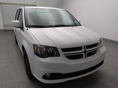 Used 2020 Dodge Grand Caravan GT FWD image 14
