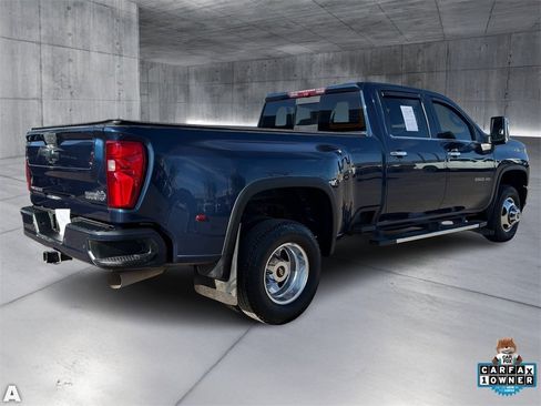Used 2022 Chevrolet Silverado 3500 High Country w/ Technology Package image 7
