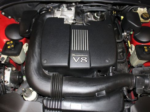 Used 2002 Ford Thunderbird image 23