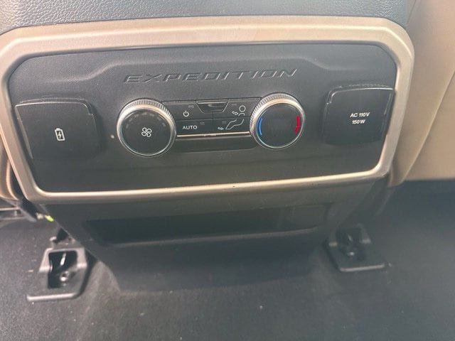 Used 2024 Ford Expedition Max XLT AWD/4WD image 17
