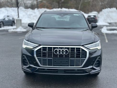 Used 2025 Audi Q3 2.0T Premium w/ Convenience Package image 9