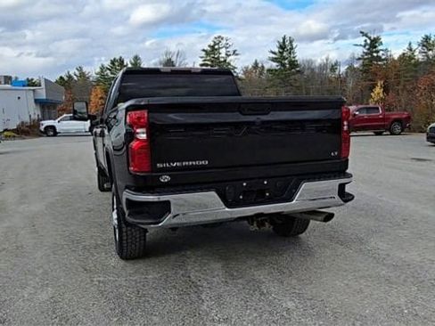 Used 2022 Chevrolet Silverado 2500 LT w/ Snow Plow Prep/Camper Package image 7