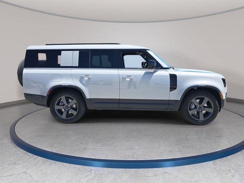 New 2026 Land Rover Defender 130 S AWD/4WD image 4