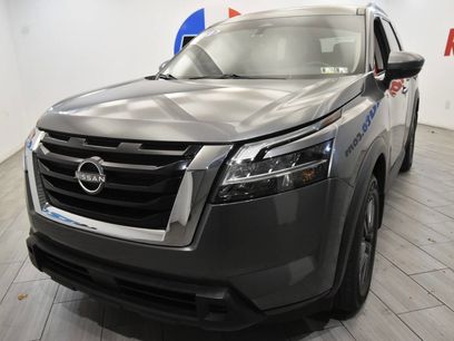 Used 2022 Nissan Pathfinder SV