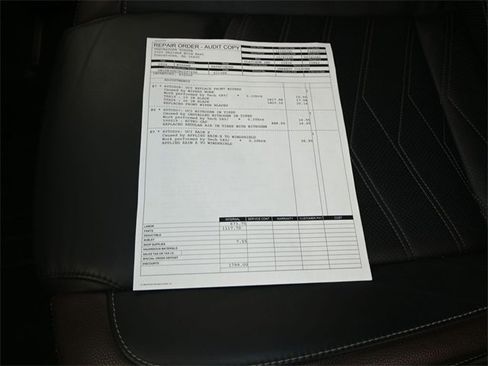 Used 2024 Nissan Pathfinder Platinum w/ Cargo Package image 4