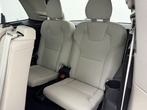 Certified 2023 Volvo XC90 B6 Plus w/ Protection Package Premier AWD/4WD image 28
