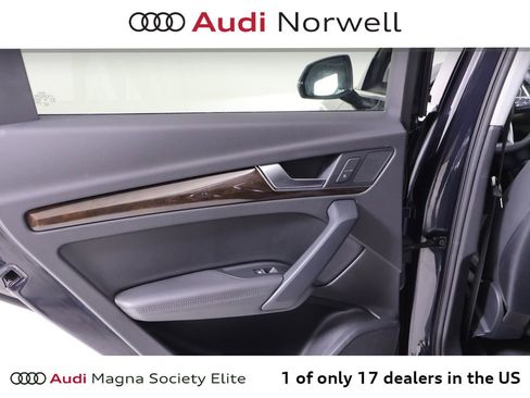 Used 2019 Audi Q5 Premium w/ Premium Plus Package AWD/4WD image 23
