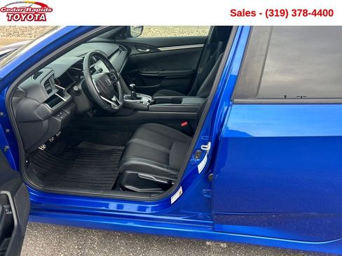 Used 2019 Honda Civic Sport image 10