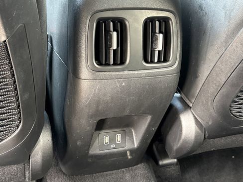 Certified 2022 Hyundai Tucson Limited image 16