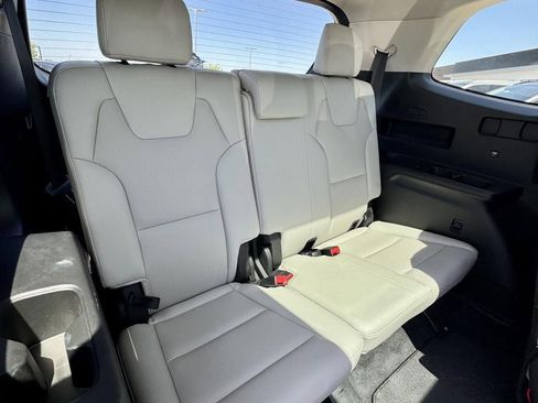 Used 2022 Kia Telluride SX image 12