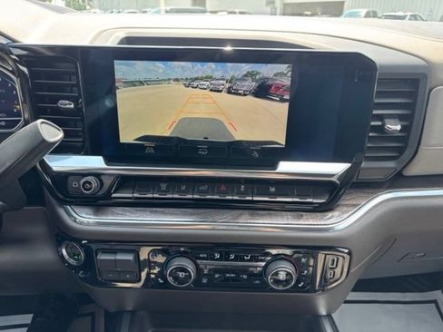 Certified 2025 Chevrolet Silverado 2500 LTZ w/ LTZ Convenience Package AWD/4WD image 14
