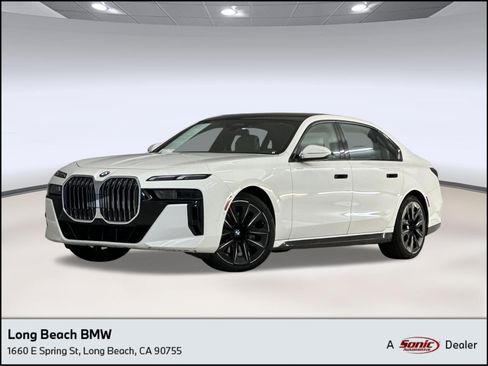 Used 2023 BMW 740i RWD image 1