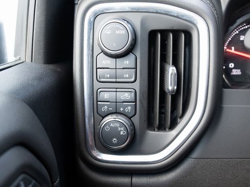 Used 2021 Chevrolet Silverado 3500 LT w/ Convenience Package image 9