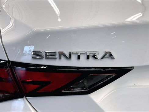 Used 2024 Nissan Sentra S FWD image 7