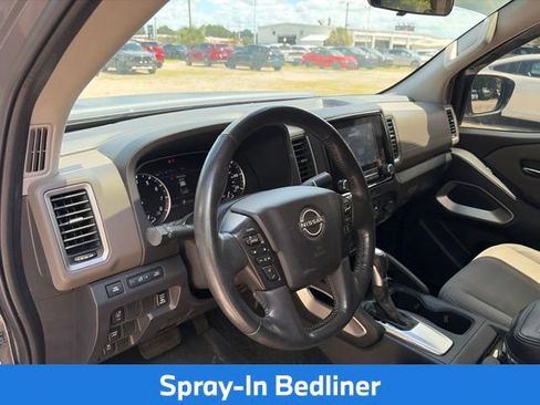 Used 2022 Nissan Frontier SV RWD image 25