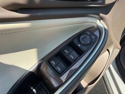 Used 2024 Chevrolet Malibu LT FWD image 18