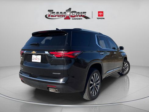 Used 2023 Chevrolet Traverse Premier image 8