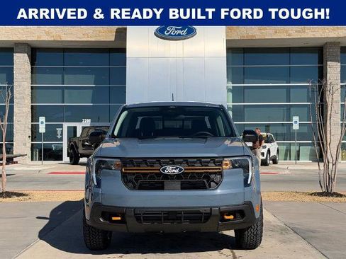 New 2026 Ford Maverick Tremor image 2