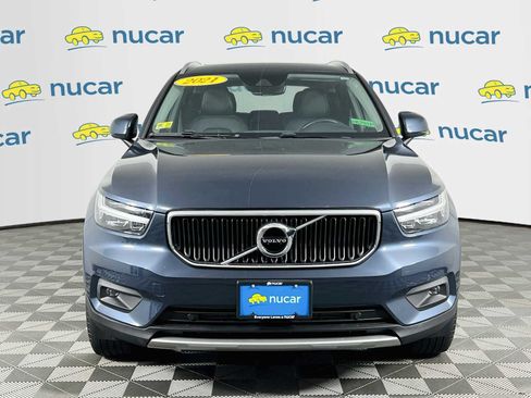 Used 2021 Volvo XC40 T5 Momentum w/ Protection Package Premier AWD/4WD image 2