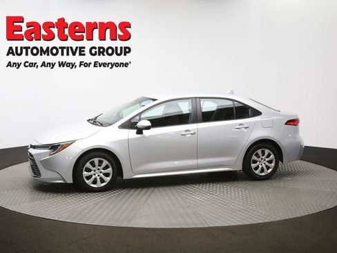 Used 2023 Toyota Corolla LE FWD image 57