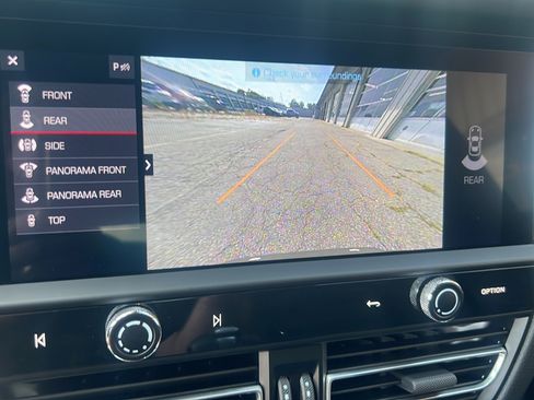 Certified 2024 Porsche Macan S AWD/4WD image 28