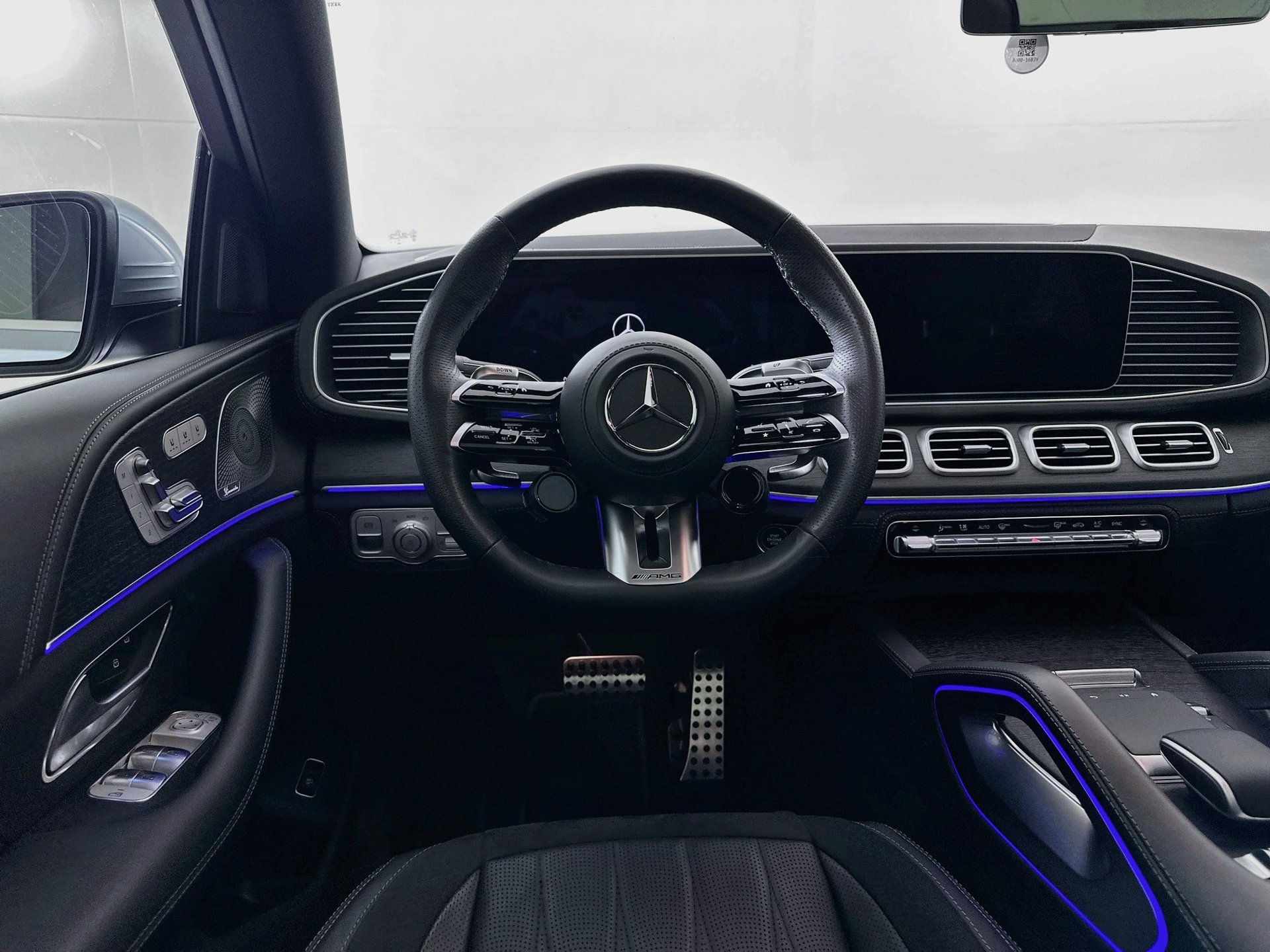 Certified 2025 Mercedes-Benz GLE 53 AMG 4MATIC Coupe image 25