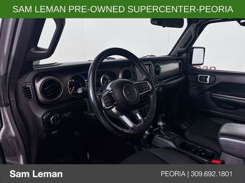 Used 2020 Jeep Gladiator Sport w/ Quick Order Package 24S image 9