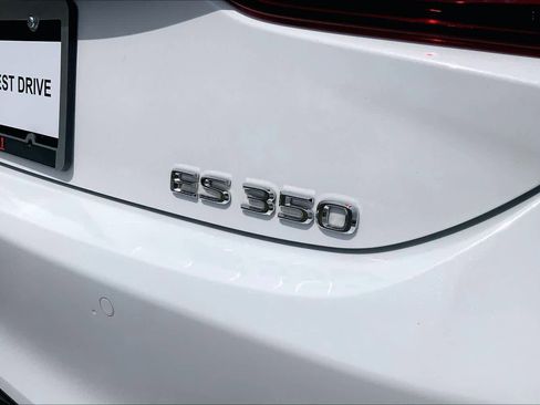 Used 2023 Lexus ES 350 F Sport w/ Accessory Package (Z1) FWD image 31