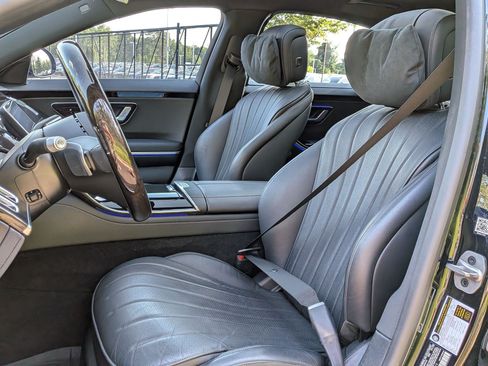 Used 2023 Mercedes-Benz S 500 4MATIC image 17