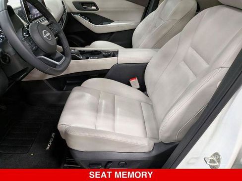 Certified 2023 Nissan Rogue SL AWD/4WD image 13
