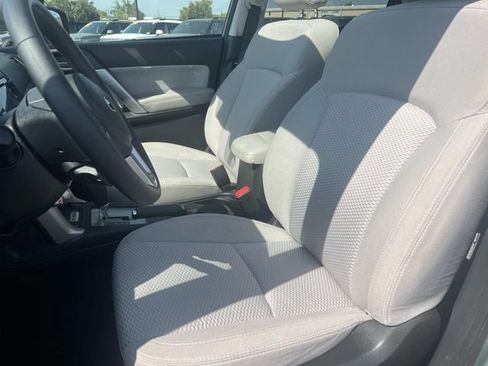 Used 2018 Subaru Forester 2.5i Premium AWD/4WD image 23