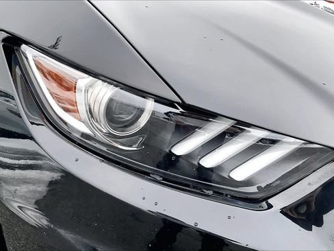 Used 2017 Ford Mustang Shelby GT350 w/ Electronics Package image 27